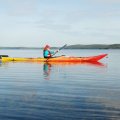 Обходим наш остров со стороны моря (опять же в целях маскировки, т.к. есть информация, что егерь тусуется где-то на берегу как раз напротив Крестовых островов).