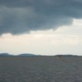 Несмотря на ветер через 5 минут Наташа воссоединилась с нами с абсолютно невозмутимым видом.&nbsp; Плывём дальше. Решили дойти до острова Равлуда и на нём встать.&nbsp;