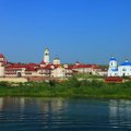 &nbsp;&nbsp;&nbsp;&nbsp;&nbsp;&nbsp;&nbsp;&nbsp;&nbsp;&nbsp; 3 часа
утра. Подходим к поселку Ермаково. По моим расчётам сейчас где-то здесь должен быть
контрольный пункт “Кресты”. 

