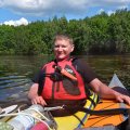 Дмитрий крупным планом. Богатырская сила и обаяние в одном флаконе. (Так, отставить флакон – стекло у каякеров под запретом. Скажем лучше так: «Сила и обаяние в одной герме»).