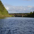 Чуть ниже по течению пришлось делать второй обнос. Под большим мостом виднеется понтонный.