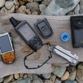 Непотопляемость каяка успешно компенсировалась потопляемостью GPS приемника. Разобрал, протер, просушил, но - увы. Прибор скорее мертв, чем жив.