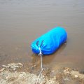 Все упаковано в один баальшой,который испытан на плывучесть. Выдержал.