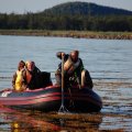 На мысу расположена вышка, откуда местные океанологи ведут наблюдение за морской живностью. 