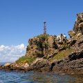 Публичная демонстрация одного из ближайших к Владивостоку островков вряд ли будет иметь негативные последствия для его экологического состояния. Злоупотребление видами прочих, некогда прекрасных и уютных мест архипелага, лишний раз привлекает к ним внимание граждан. Что, как правило, имеет весьма печальные последствия. С каждым годом пирамиды мусора на берегах все выше.