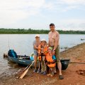  
 
 
Состав 
команды:Матрос – Глеб, 
возраст 3 года. 
 
Старший матрос 
– Георгий, совсем взрослый 7 лет . 
 
Боцман, кок, 
помощник капитана – мама Светлана. 
 
Капитан (как я 
себя назначил), двигатель (как назначили меня остальные) – папа Сергей. 
 
Судно – каноэ.